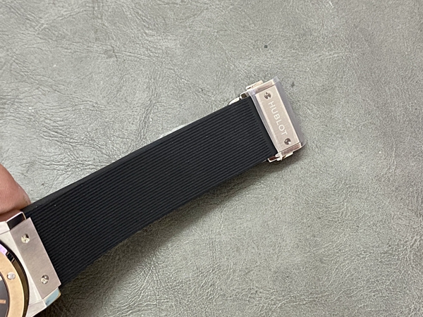 ウブロコピー時計角部分ディテール